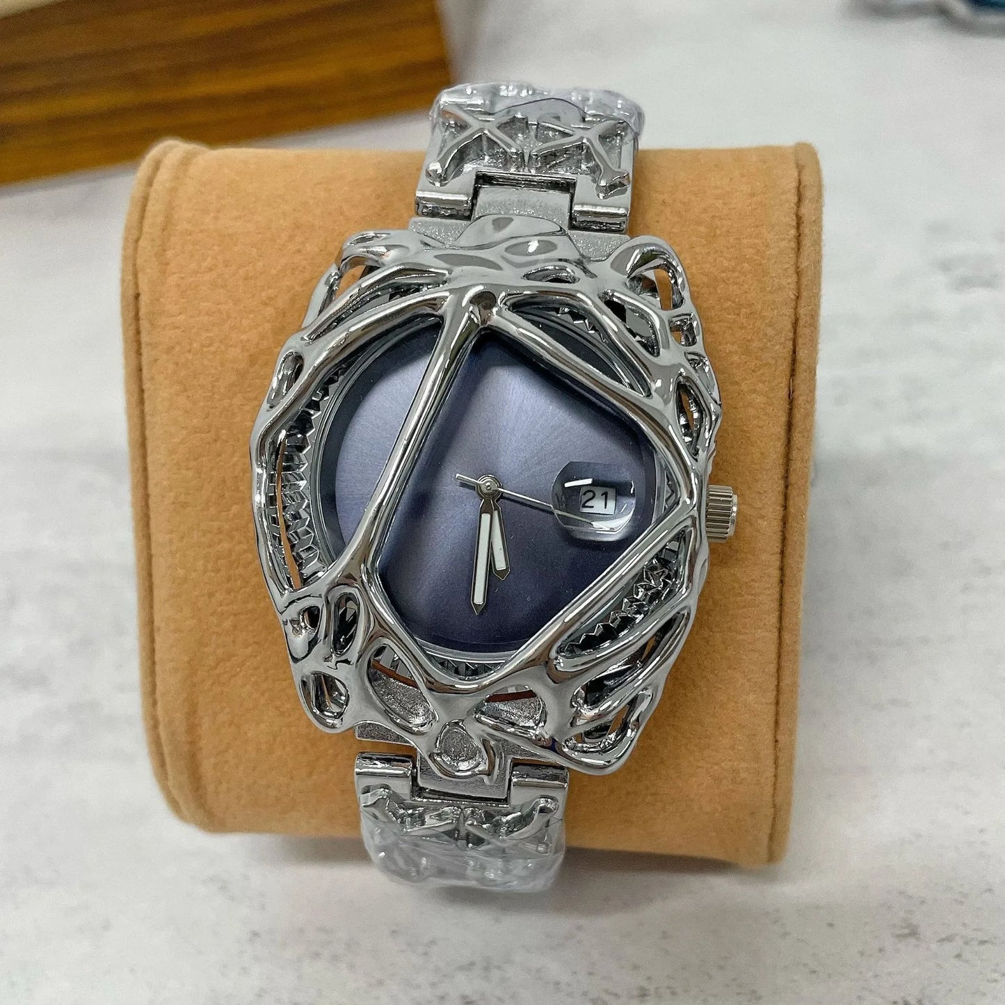 Fashion Y2K Antique Alabaster Quartz Watch Men Retro Black Strap Red Medieval Old Unique Creative Men Watches Luminous AAA Clock