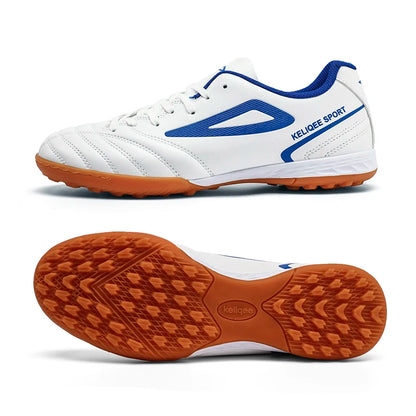 Botas de fútbol unisex juveniles superventas en oferta, tacos para césped, antideslizantes, transpirables, parte superior de cuero, ligeras y duraderas para entrenamiento de fútbol