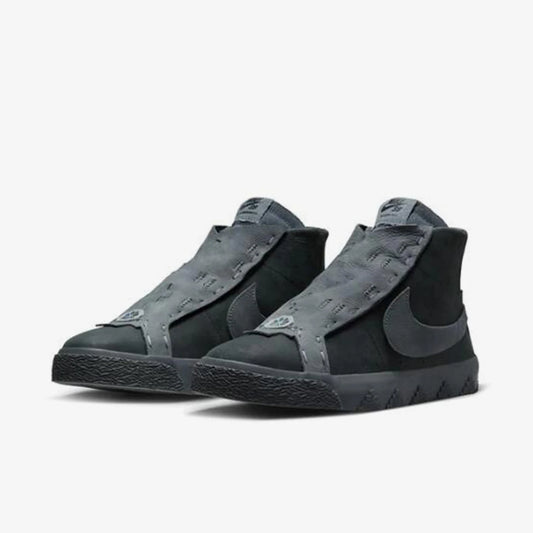 Originální pánské odolné volnočasové tenisky Nike s poloviční výškou FQ0792-001