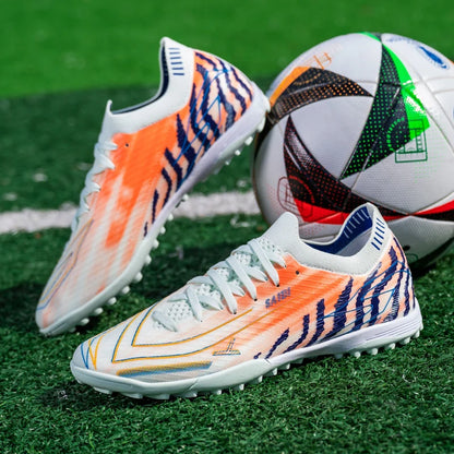 Chaussures de football pour hommes TF Turf, bottes de football légères, tige en PU à haute adhérence, semelle antidérapante, adaptées au gazon artificiel pour adultes.