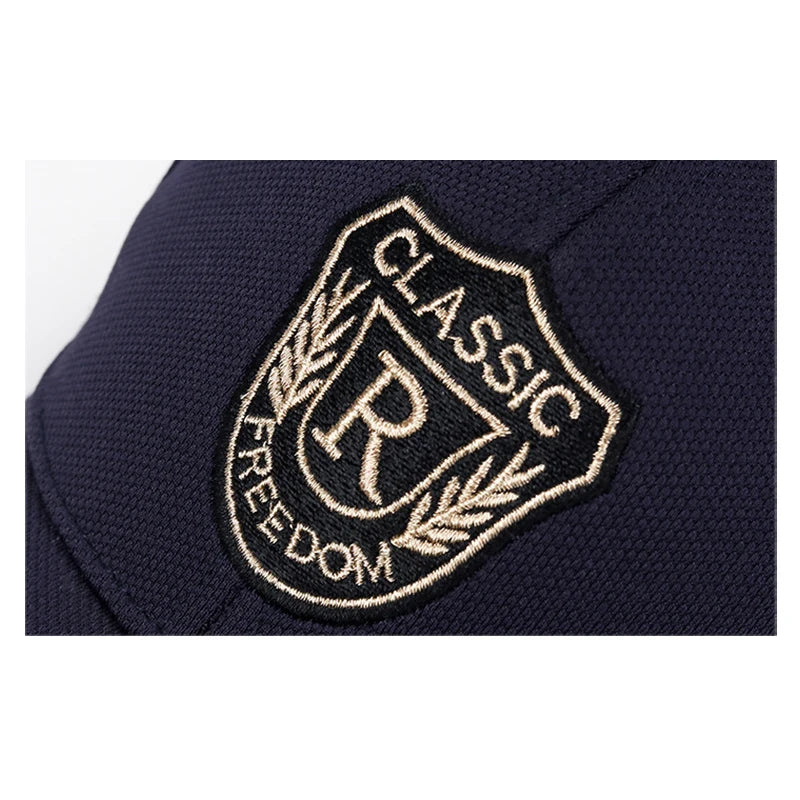 Fashion Mens Womens Pineapple Cloth 'CLASSIC' Letter Element Gold Thread Embroidered Baseball Cap Unisex Casual Sport VisorHat