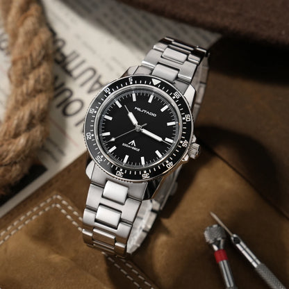 MILITADO  ML25 Quartz Dive Watch VH31 Sweep Second Sapphire Crystal 200M Waterproof BGW9 Lume Ceramic Bezel Men Watch