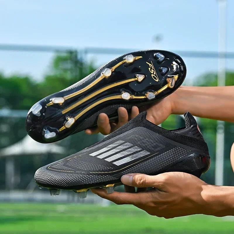 Nouvelles chaussures de football pour hommes, crampons de sport d'extérieur pour garçons et adultes, bottes de football d'entraînement respirantes, antidérapantes, à crampons longs, confortables