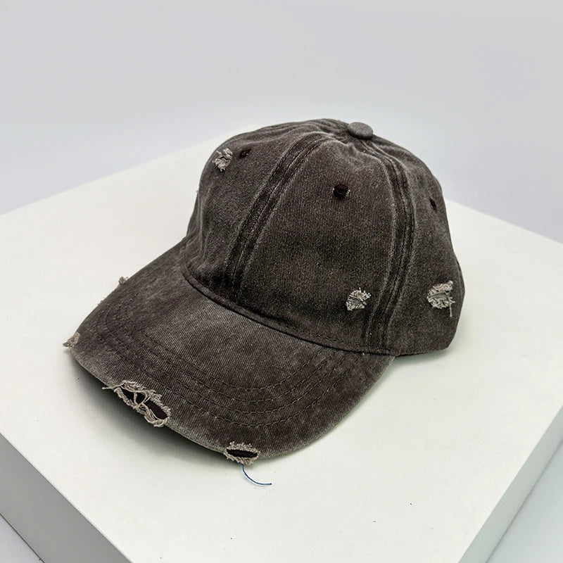 New Unisex Broken Style Solid Baseball Hats Breathable American Vintage Sunshade Simple Peaked Cap Versatile Fashion Casual ins