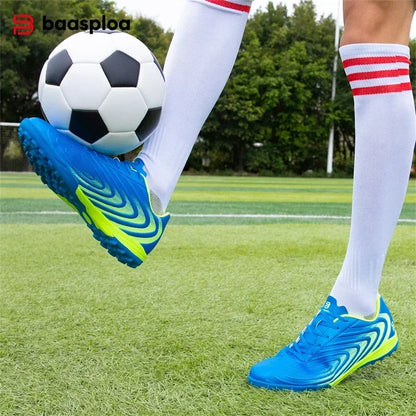 Baasploa Chaussures de football professionnelles pour homme, chaussures de sport d'entraînement antidérapantes pour l'extérieur, chaussures de football légères en cuir pour homme, Chuteira Campo