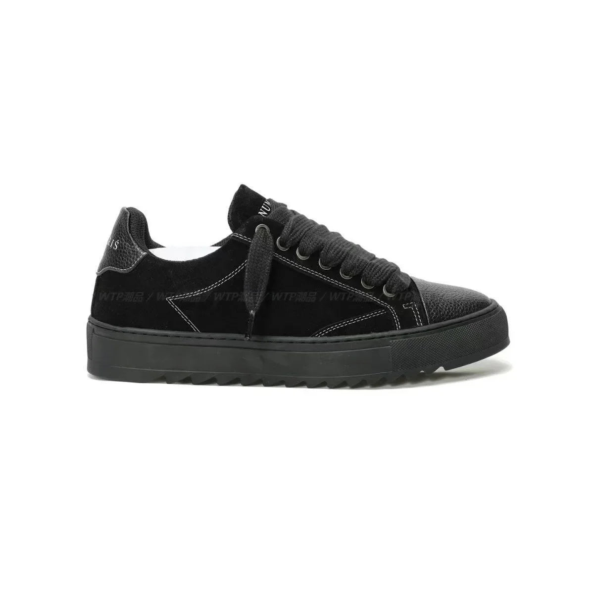 Chaussures de skate décontractées et respirantes pour hommes, semelle épaisse, baskets de sport polyvalentes, en toile grise denim imprimée, style spray, chaussures en toile