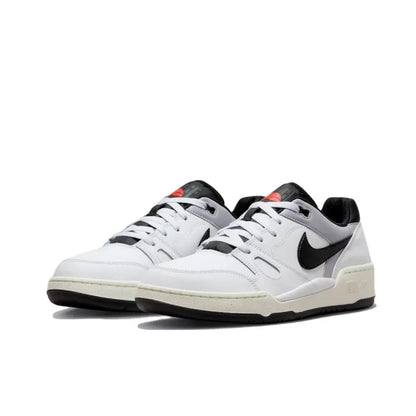 Nike Full Force – Adidași la modă, confortabili, trendi, versatili, pentru uz zilnic, navetă, sport și ținute casual, cu talpă joasă FB1362-101