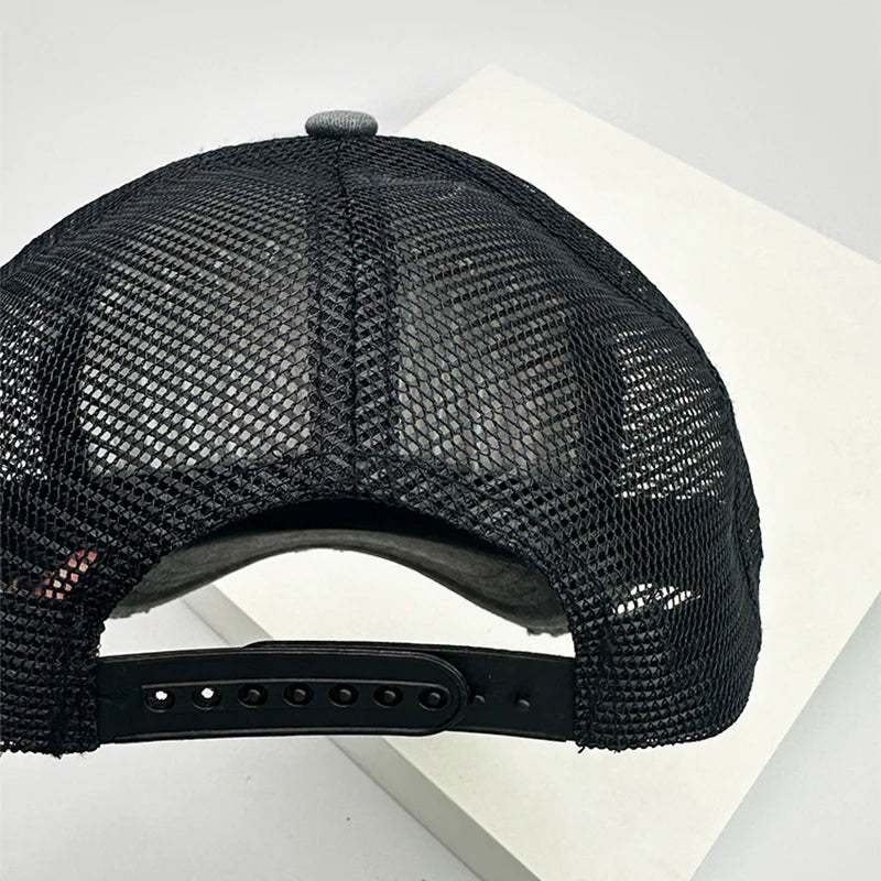 New Unisex Color Block Broken Style Baseball Hats Distress Breathable Mesh Sunshade Retro Trucker Caps Versatile Simple Fashion