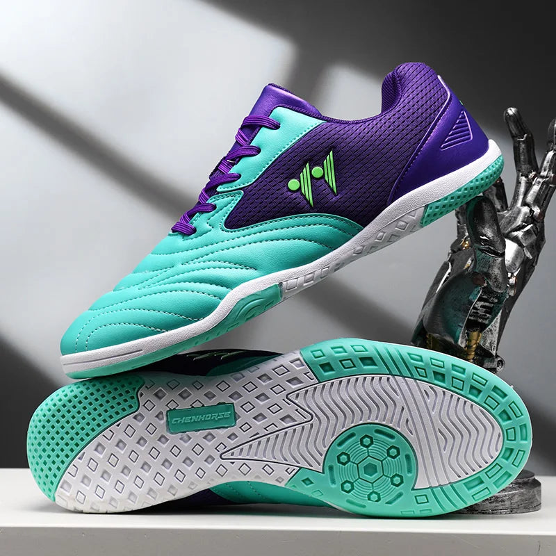 Nouvelles chaussures de football pour hommes, crampons montants pour terrain gazonné, antidérapantes, de haute qualité, pour futsal, idéales pour les matchs en salle et l'extérieur, très vendues.