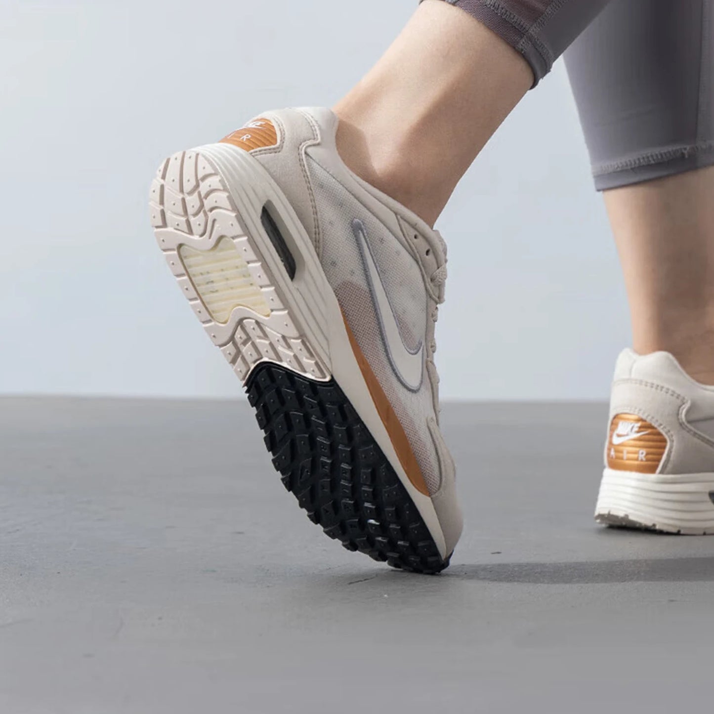 Ténis de corrida leves Nike Air Max Solo genuínos para mulher FN0784-105