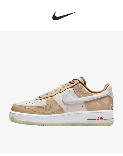 Scarpe da skate sportive da donna Nike autentiche AIR FORCE 1 '07 LX FD4341-101