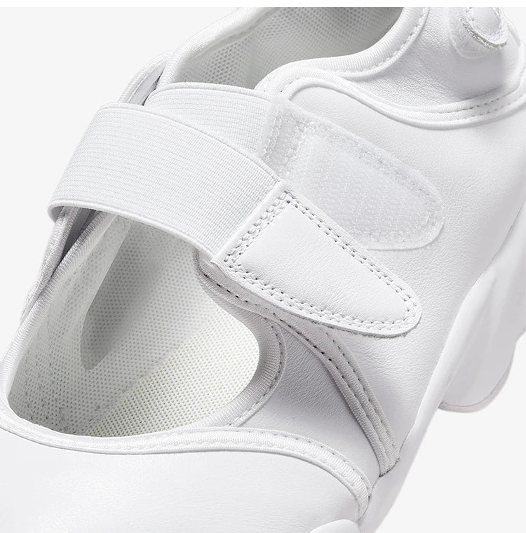 „Nike Authentic Air Rift“ moteriški kasdieniai sportiniai bateliai su atskirais pirštais HM5737-100