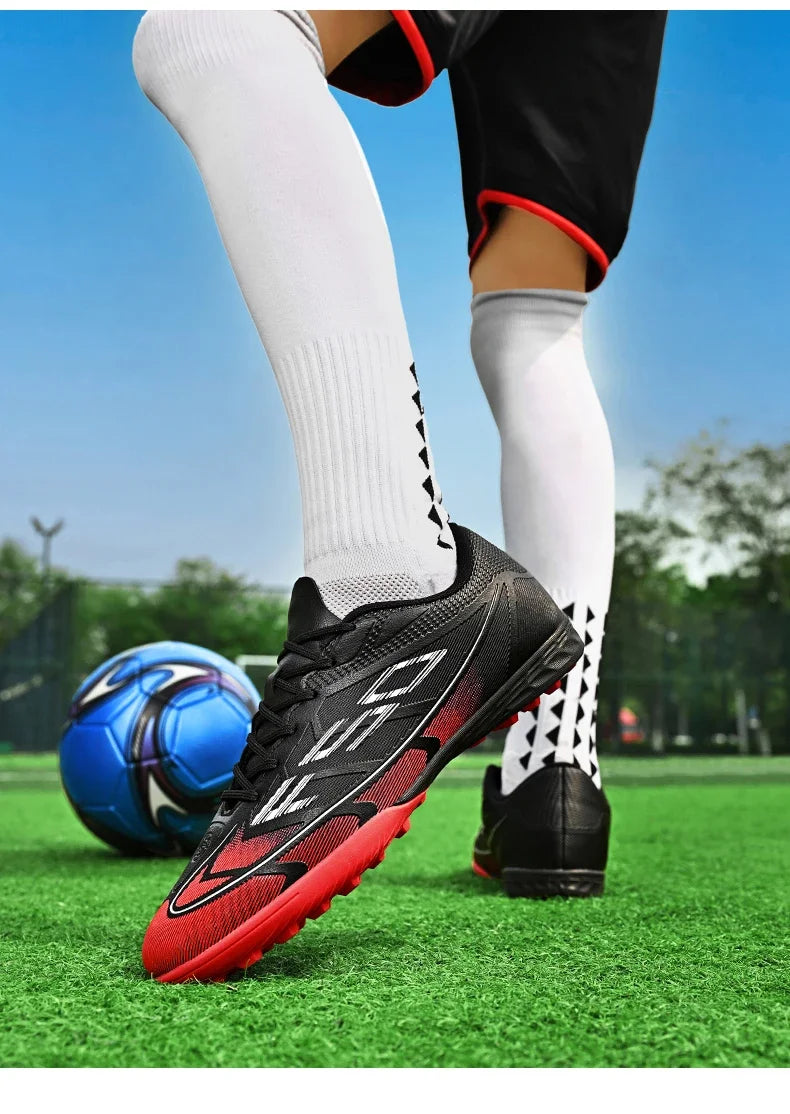 Nouvelles chaussures de football pour hommes, chaussures de sport respirantes, antidérapantes, de haute qualité, pour matchs en plein air, chaussures de football de salle, haute tige, ultralégères