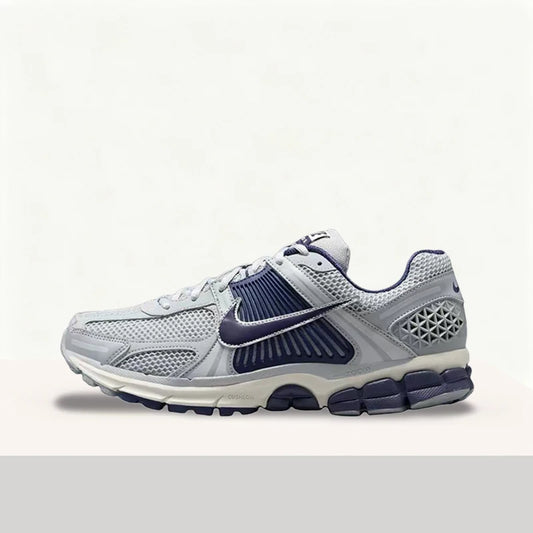 Nike Zoom Vomero 5 – nízke, pohodlné, priedušné bežecké topánky na každodenné nosenie a do práce, unisexový štýl, FB9149-003