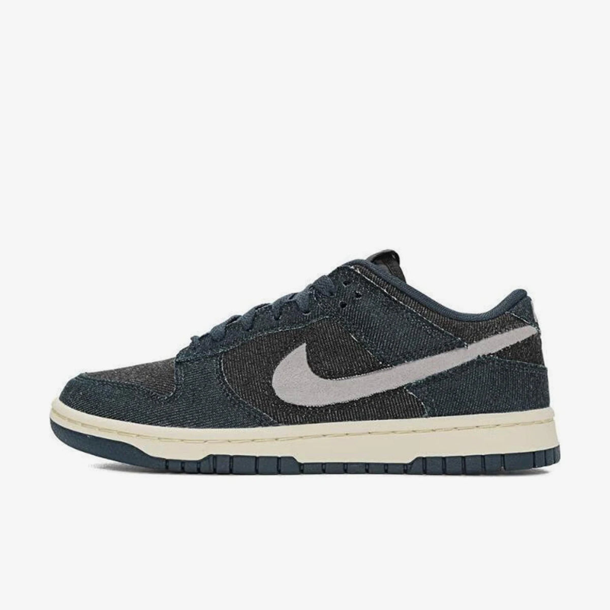 Nike Genuine Dunk Low Outdoor Classic lage sneakers voor dames HF1985-400