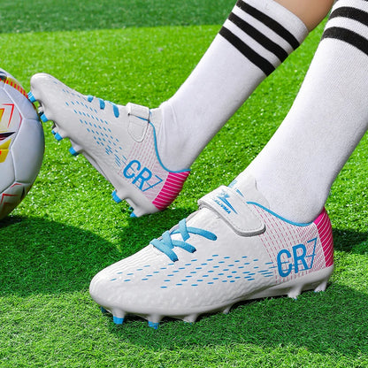Nouvelles chaussures de football montantes à crampons longs pour adolescents et étudiants, adaptées aux garçons et aux filles, élégantes, durables et tendance