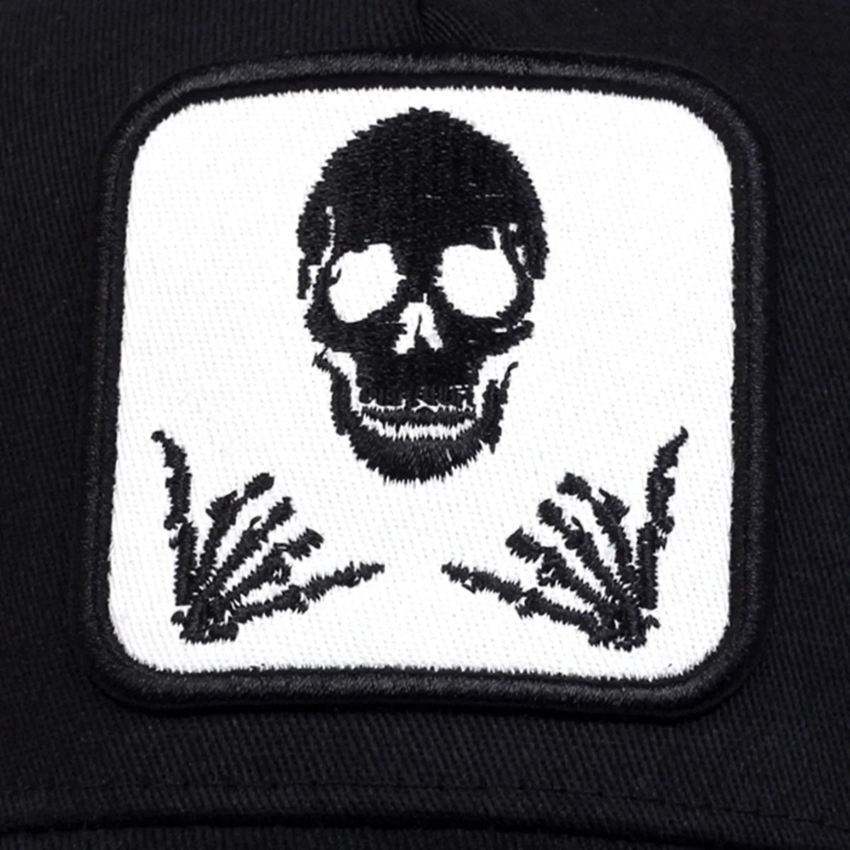 Unisex Personality Embroidery Baseball Net Caps Adjustable Casual Hats Spring and Summer Outdoor Sunscreen Hat