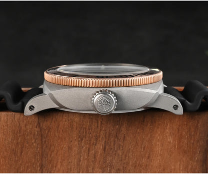 San Martin 42mm Retro Titanium Diver Watch NH35 Automatic Men Mechanical Watches Bronze Bezel Sapphire Luminous Waterproof 200m