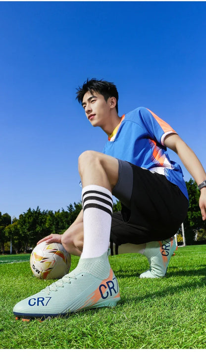 Nouvelles chaussures de football pour hommes, chaussures de soccer de haute qualité, crampons, chaussures de futsal professionnelles pour femmes, vente chaude, baskets unisexes ultra-légères TF/FG