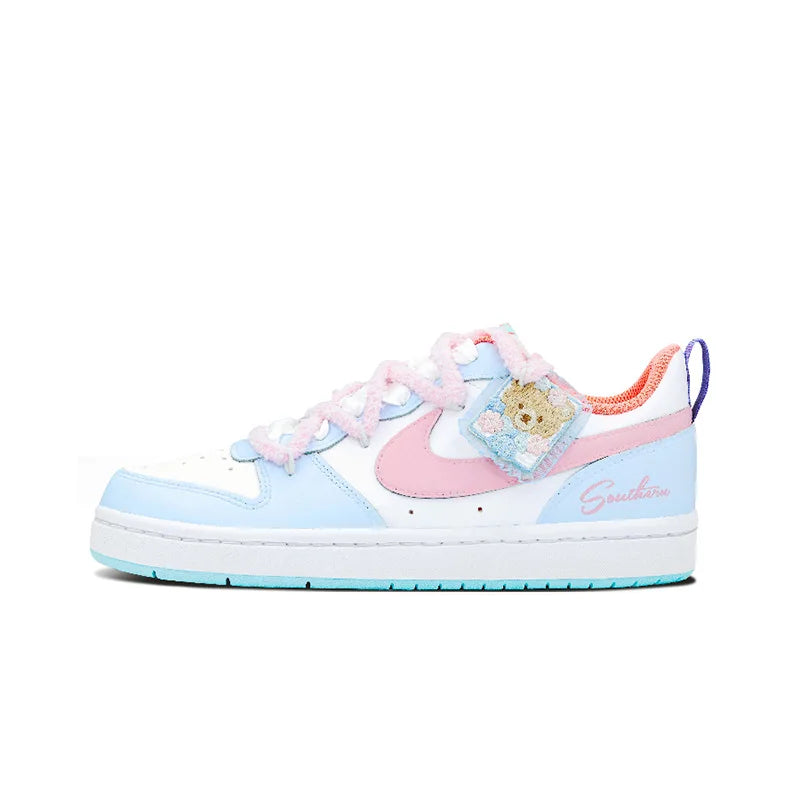 Op maat gemaakte sneakers Nike Court Borough Whale Heart & Bear Candy Wrapper Zoet, lief en speels Skateboard-sneakers voor dames