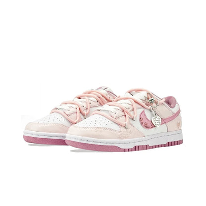 Individualizuoti sportiniai bateliai „Nike Dunk“ „Honeyed Rose“ – naujojo kinietiško stiliaus, rankomis tapyti su širdelėmis, žemi moteriški riedlentininkų bateliai