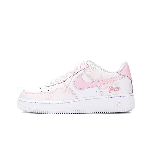 Spersonalizowane trampki Nike Air Force 1 Low Heartbeat Reflection – trampki z dekonstruowanym gradientem i wytłoczonymi detalami w postaci wstążki dla kobiet