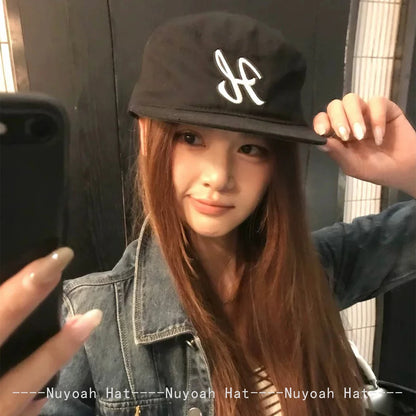 New Men Women Retro Letters Thousand Bird Leopard Print Baseball Hats Sunshade Flat Top Versatile Personal Peaked Caps Fashion