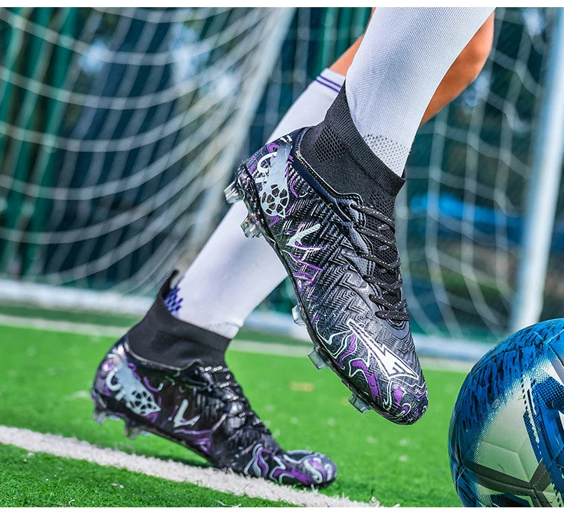 Nouvelles chaussures de football professionnelles pour hommes, chaussures de football antidérapantes, unisexes, respirantes, chaussures de futsal, nouvelles chaussures à crampons, livraison directe, ultralégères